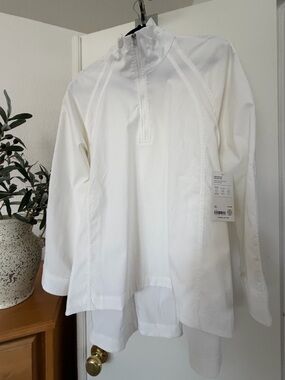 NWT Athleta Advantage Poplin top Sz M white